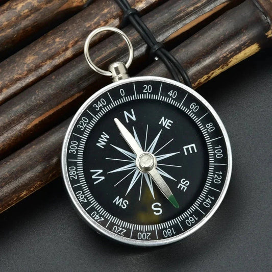 Easy-to-carry Survival Keychain Compass